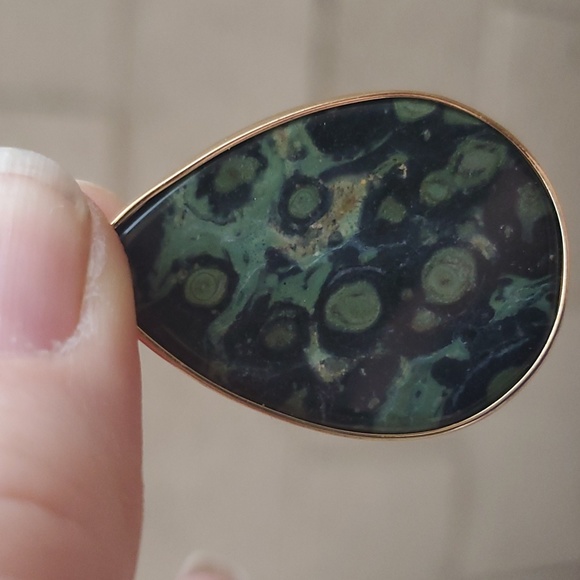 New Gold Wrapped Kambaba Jasper Teardrop Unisex Pendant. - Picture 10 of 12